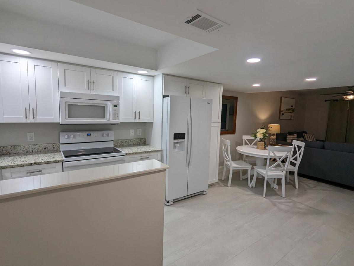 New Condo! Just 15 Min To Ft Myers And Sanibel Beach! Great Location!! فورت مايرز المظهر الخارجي الصورة
