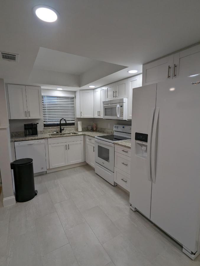 New Condo! Just 15 Min To Ft Myers And Sanibel Beach! Great Location!! فورت مايرز المظهر الخارجي الصورة