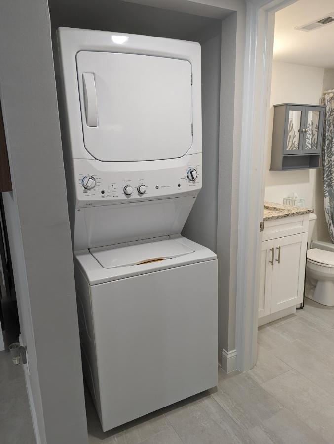New Condo! Just 15 Min To Ft Myers And Sanibel Beach! Great Location!! فورت مايرز المظهر الخارجي الصورة